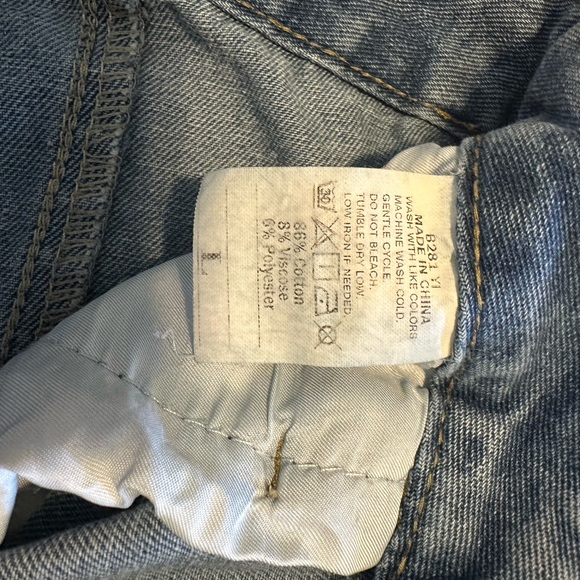 Amazon Women's Barrel Leg Jean - Picture 5 of 7